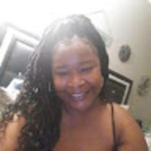 Meet your Posher, Yolanda